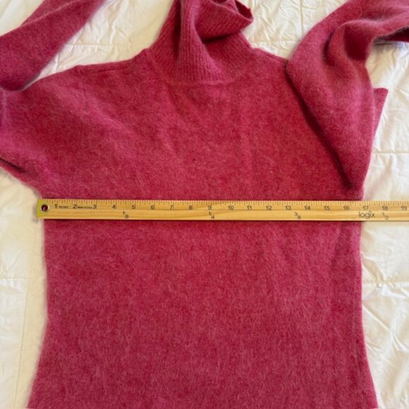 J Crew Sz M Sweater Turtleneck Pink Supersoft Yarn Lambswool Rabbit Hair - Picture 4 of 7